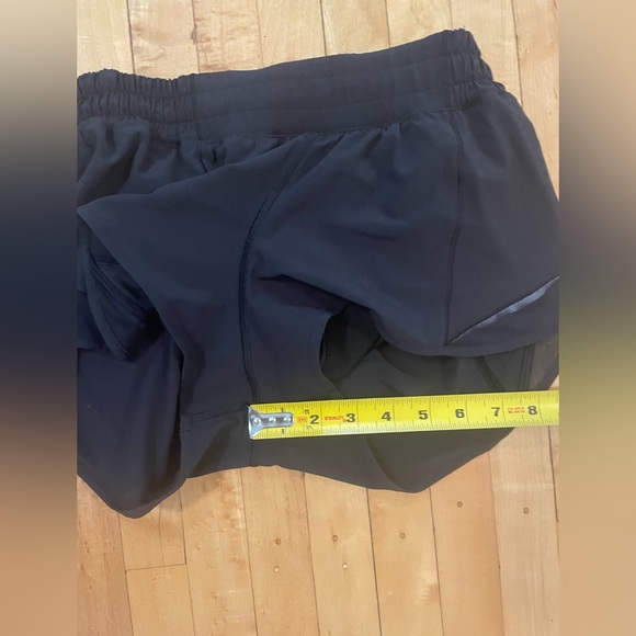Lululemon Shorts - 2 Pairs Bundle Size 4! - Tracker and Hotty Hot II - Like New! - Picture 5 of 7